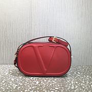 Valentino V Logo Cross Body Camera Bag Red Size 25 Cm - 1