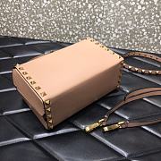 Valentino Rockstud Alcove Box Bag Rose Cannelle WAX0NO Size 19 cm - 5