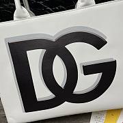 D&G Small Calfskin Daily Shopper With DG Logo Print White Size 36 cm - 6