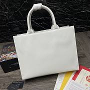 D&G Small Calfskin Daily Shopper With DG Logo Print White Size 36 cm - 5