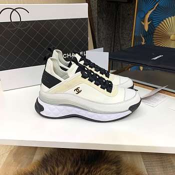 CHANEL SNEAKER 014