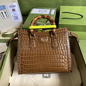 Gucci Diana Small Crocodile Tote Bag Brown 660195 Size 27 cm