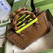 Gucci Diana Small Crocodile Tote Bag Brown 660195 Size 27 cm - 6
