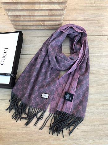 Gucci scarf 02