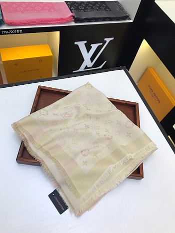 LV Scarf 15