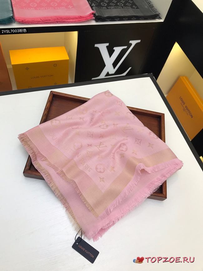 LV Scarf 16 - 1