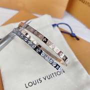Louis Vuitton Bracelets (3 colors) - 5