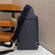 Louis Vuitton Avenue Sling Bag Taiga Leather M30801 Size 20 x 31 x 10 cm - 6