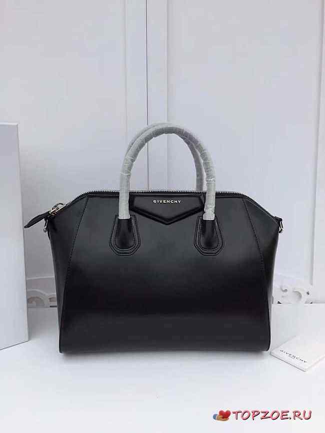 Givenchy Small Antigona Bag In Black BB0511 Size 33 x 28 x 17 cm - 1