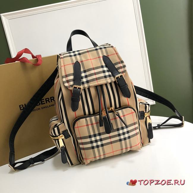 Burberry Backpack Vintage Check 06 Size 22 x 33 cm - 1