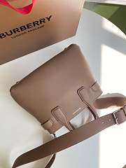 Burberry Small Banner in Beige Grain Leather Size 26 x 12 x 19 cm - 6