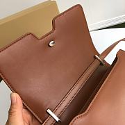 Burberry Small Leather TB Bag Brown Size 21 x 16 x 6 cm - 3