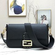 Fendi Baguette in Black Grain Leather 8BR600 Size 26 x 14 x 4 cm - 5
