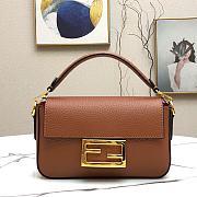 Fendi Mini Baguette in Brown Grain Leather 8BS049 Size 19 x 11.5 x 4 cm - 1