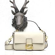 Fendi Baguette in White Grain Leather 8BR600 Size 26 x 14 x 4 cm - 1