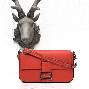Fendi Baguette in Orange Grain Leather 8BR600 Size 26 x 14 x 4 cm - 2