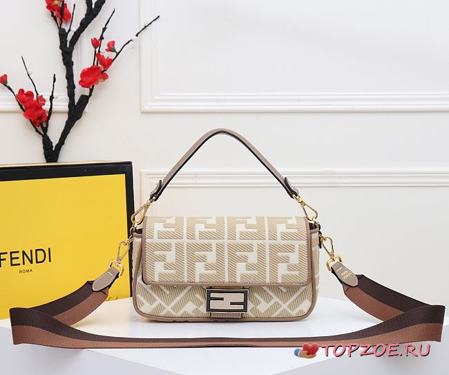 Fendi Baguette Light Beige 8BR600 Size 26 x 13 x 6 cm - 1