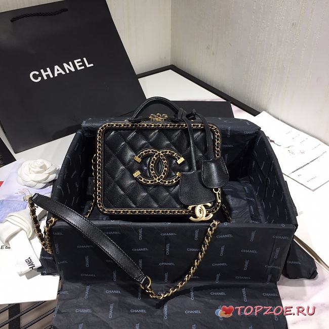 Chanel Small Chain Around CC Filigree Vanity Bag Black Size18 cm - 1