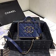 Chanel Small Chain Around CC Filigree Vanity Bag Navy Blue Size18 cm - 1