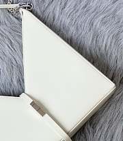 Givenchy Small Cut Out Bag With Chain White Size 27 x 27 x 6 cm - 4