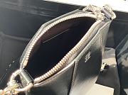 Givenchy Mini Antigona Vertical Bag Black 20 x 10 x 8.5 cm - 4