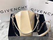 Givenchy Mini Antigona Vertical Bag Creme 20 x 10 x 8.5 cm - 2