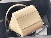 Givenchy Mini Antigona Vertical Bag Creme 20 x 10 x 8.5 cm - 3