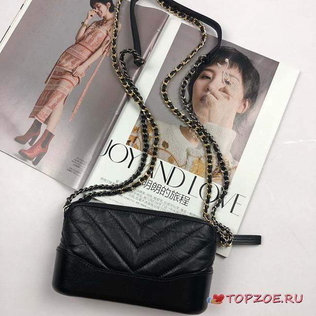 Chanel Gabrielle Clutch Full Black 18 cm - 1