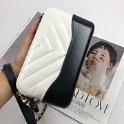 Chanel Gabrielle Clutch White/Black 18cm - 2
