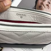 Chanel Gabrielle Clutch White/Black 18cm - 4