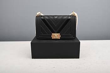 Chanel Boy bag 25cm