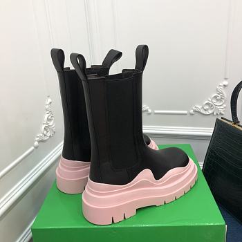 BOTTEGA VENETA Tire Black/Pink