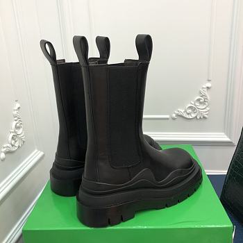 BOTTEGA VENETA Tire Black