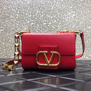 VALENTINO STUD SIGN GRAINY CALFSKIN RED SHOULDER BAG 20CM