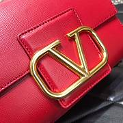 VALENTINO STUD SIGN GRAINY CALFSKIN RED SHOULDER BAG 20CM - 5