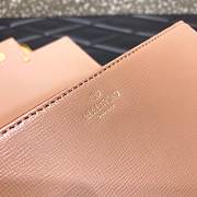 VALENTINO STUD SIGN GRAINY CALFSKIN PINK SHOULDER BAG 20CM - 6