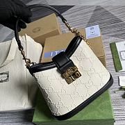 Gucci GG Small shoulder bag White 25CM - 1
