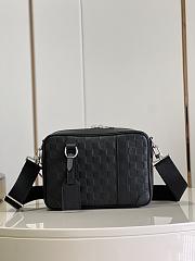 LV SIRIUS MESSENGER BAG N45286 27CM - 1