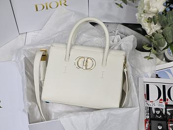 DIOR 30 MONTAIGNE HANDBAG White 25cm