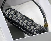 DIOR MEIDUM BOBBY BAG BLUE OBLIQUE SIZE 22 CM - 6