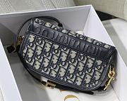 DIOR MEIDUM BOBBY BAG BLUE OBLIQUE SIZE 22 CM - 4