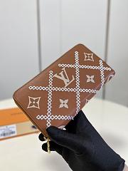 LV ZIPPY WALLET M81141 BROWN 19.5CM - 4