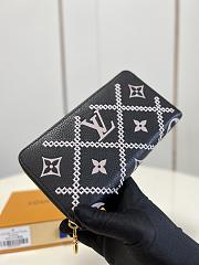 LV ZIPPY WALLET M81141 BLACK 19.5CM - 5