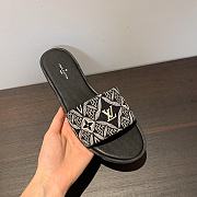 LV SLIPPERS 009 - 2