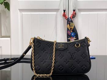 LV EASY POUCH ON STRAP M80349 19cm