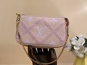 LV MINI POCHETTE ACCESSOIRES M81140 PINK 15.5CM - 3