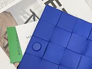 BOTTEGA VENETA CASSETTE KLEINBLUE MEDIUM SIZE23CM - 3