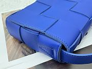 BOTTEGA VENETA CASSETTE KLEINBLUE MEDIUM SIZE23CM - 6
