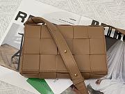 BOTTEGA VENETA CASSETTE BROWN MEDIUM SIZE23CM - 1