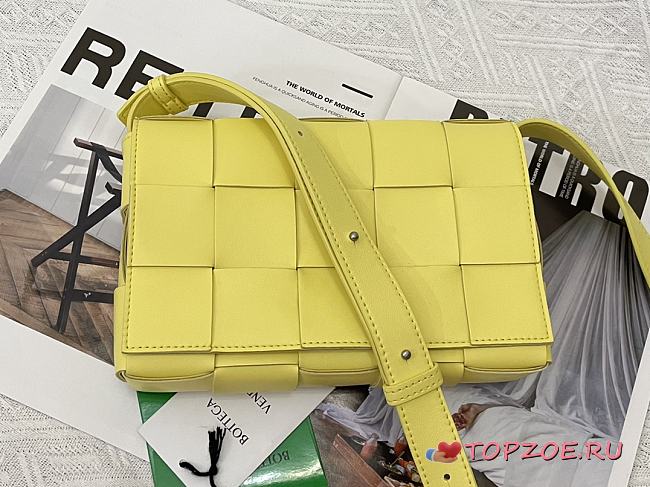 BOTTEGA VENETA CASSETTE YELLOW MEDIUM SIZE23CM - 1